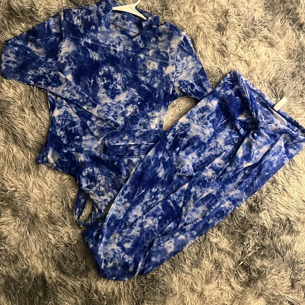 Blue and White Tie-Dye Two-Piece Set